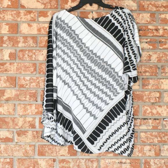 BLACK Label by Chico's Scarf Printed Top NWT - Picture 4 of 5